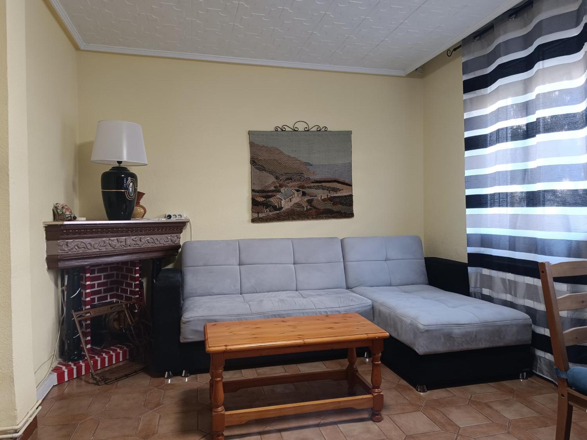 Acogedor Apartment Zaragoza Bagian luar foto
